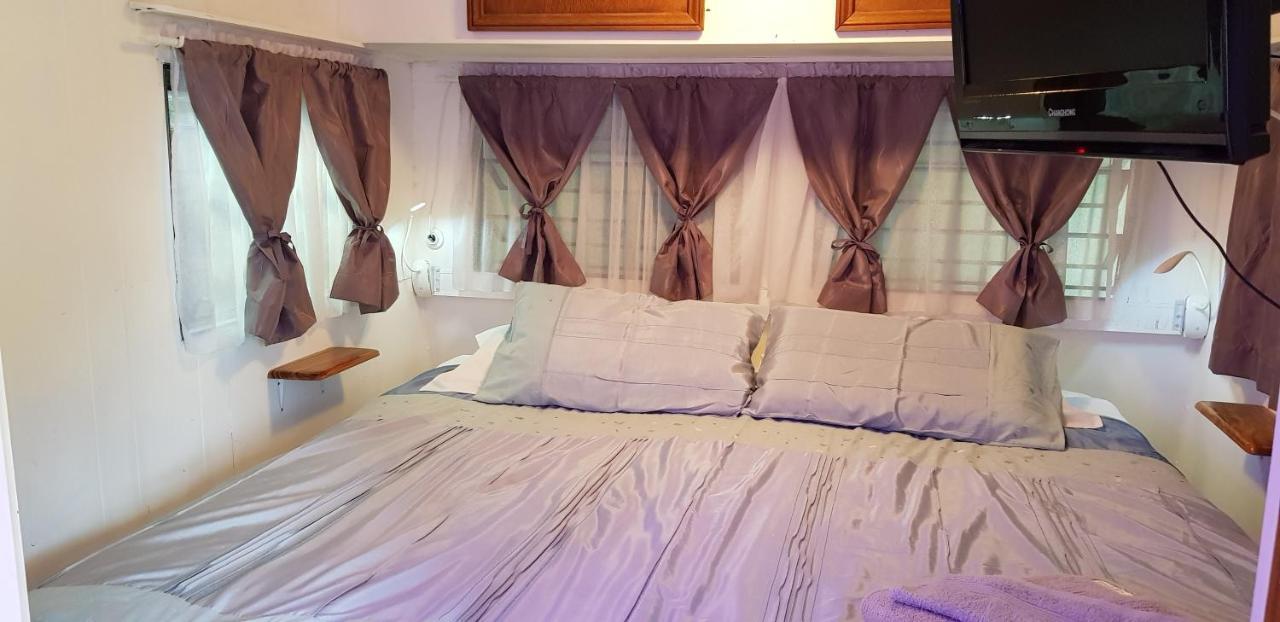 キングスクリフ Tropical Coast Retreat - Pet Friendly - Adult Onlyゲストハウス 部屋 写真